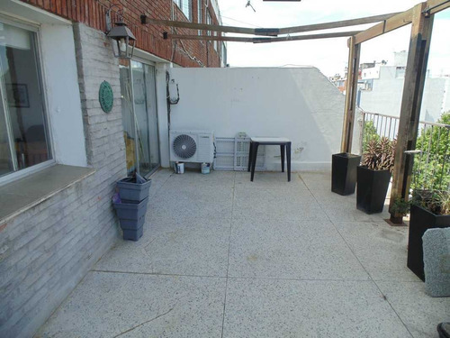 Penthouse En Pleno Pocitos Impec. Tza 43 M2 C/parr. Vista Despejada, G.com Bajos !!! 