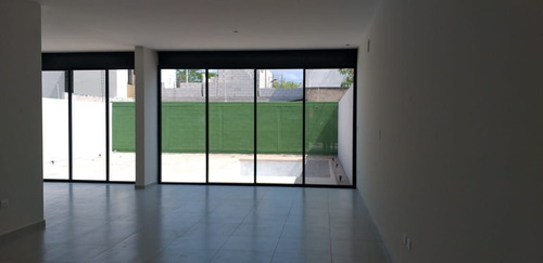 Imagen 5 de 27 de *renta Casa Privada Residencial En Temozón
