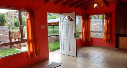 Venta Casa 3 Ambientes Parquizada En Los Antiguos