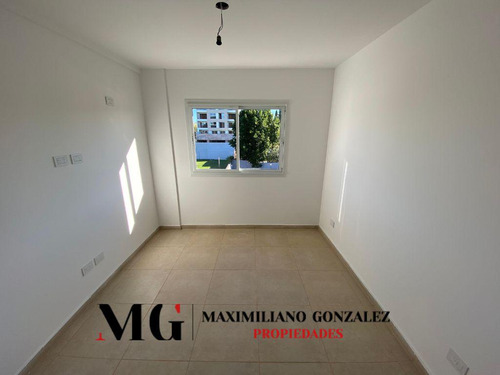 Departamento En Venta, 2 Ambientes - Ezeiza