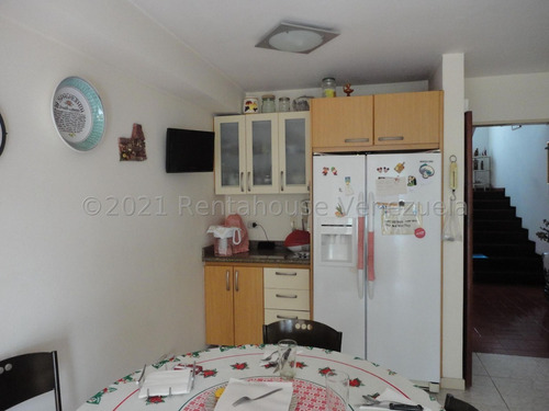 Imagen 9 de 19 de Casa En Venta Con Terraza El Marques 04141978270 Caracas 22-20670
