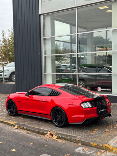 Ford Mustang 5.0 Gt 421cv