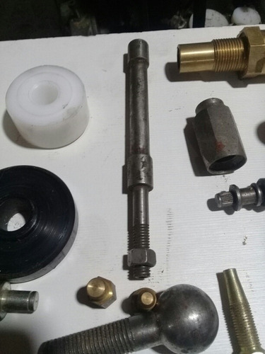 Imagen 2 de 5 de Torneria Automática Y Mecanica. Fresados.