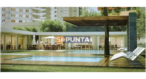 Imagen 2 de 6 de Edificio Con Todos Los Servicios