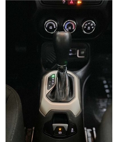 Imagem 9 de 10 de Jeep Renegade 1.8 16v Flex Sport 4p Automático