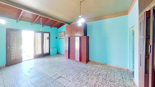 Imagen 1 de 27 de Casa - 97 M2 Aprox - 3 Dormitorio - Con Patio Y Terraza