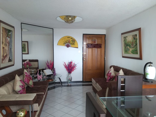 Imagen 1 de 9 de Alquiló Habitación Amoblada Para Una Persona Joven Y/o Estudiante