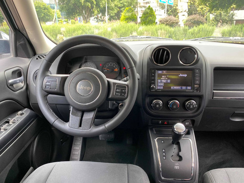 Imagen 9 de 13 de Jeep Patriot 2016 2.4 Litude 4x2 At