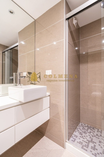 Excelente Apartamento De Dos Dormitorios Con Vista Al Mar En Venta Alexander Boulevard- Ref: 3683