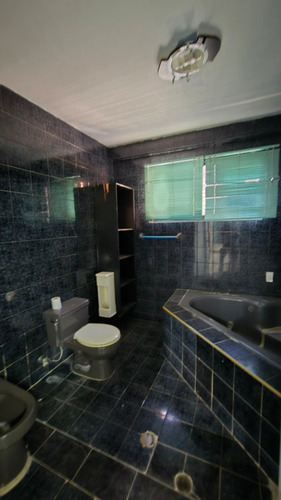Casa En Venta En Conjunto Cerrado En El Parral (550ms)