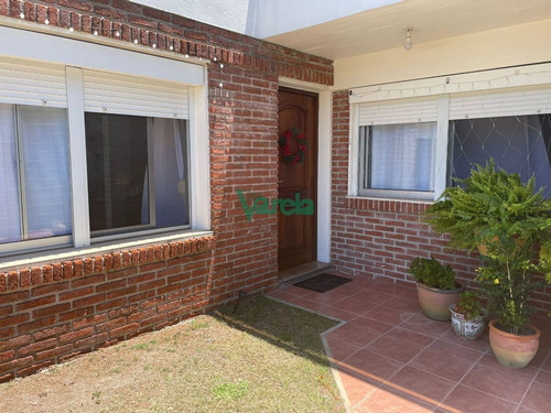 Imagen 14 de 24 de Casa De 2 Dormitorios En Atlantida - Atlantida Atlántida