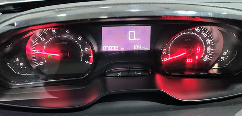 Peugeot 2008 1.6 Active
