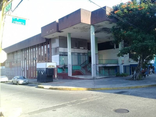 Imagen 5 de 10 de Casa Comercial En Alquiler En Centro De Valencia Cód 136396 Lucrecia Escorcha