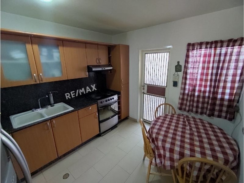 Imagen 5 de 19 de Town House En Edf. Atenea Suite