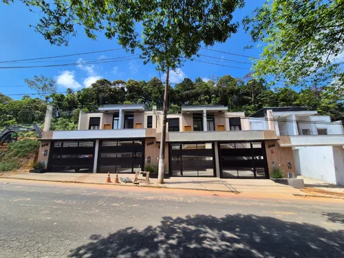 Casa Com Conceito Moderno E Fino Acabamento