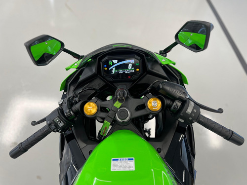 Moto Esportiva Zx4-r, 4 Cilindros, Boa Para Cidade E Estrada