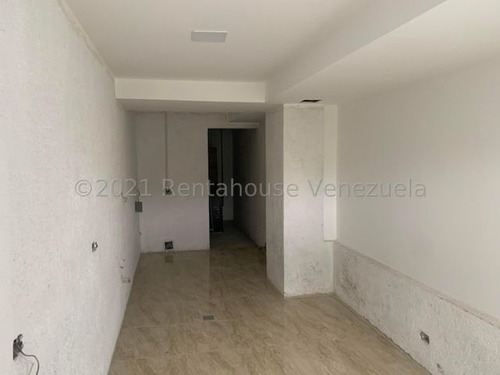 Imagen 3 de 12 de Galpon En Venta