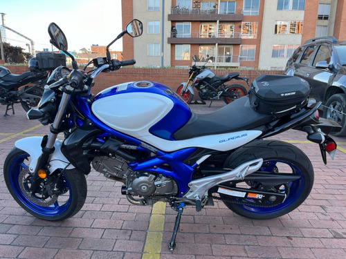 Suzuki Gladius Sfv 650  