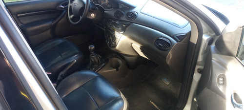 Ford Focus 2.0 Ghia