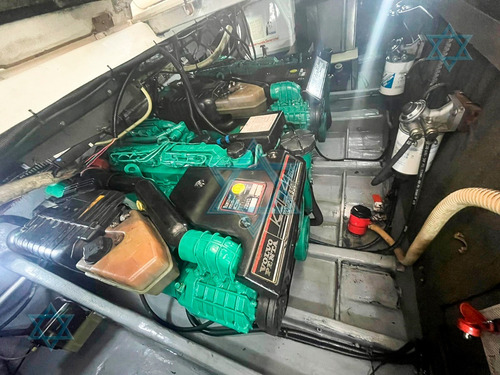 Lancha Cranchi Smeraldo 37 Barco Iate N Ferretti Azimut Nhd
