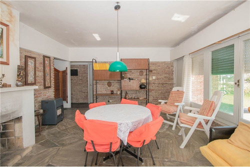 Venta De Casa 2 Dormitorios Barbacoa Costa Azul