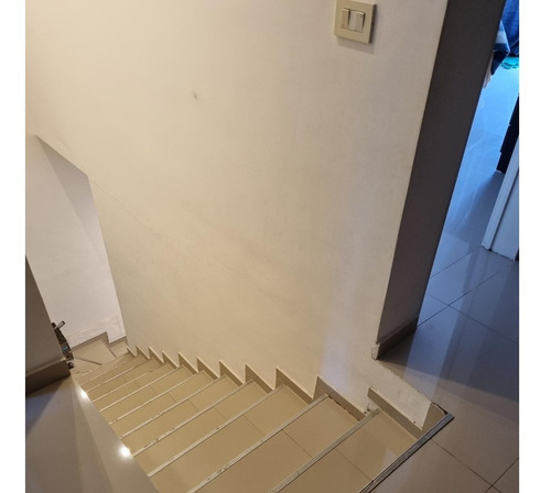 Imagen 14 de 18 de Duplex Con Excelente Ubicacion En El Centro De Canning!!! Con Patio Propio!!!