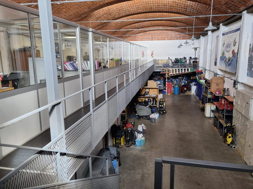 Imagen 5 de 13 de Depósito -acevedo Diaz, Proximo Shopping Tres Cruces , Local De 550 M2 !!