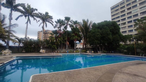 Imagen 10 de 12 de Best House Vende Excelente Apartamento En Caraballeda, La Guaira.
