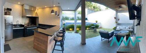 Imagem 1 de 15 de Linda Casa Em Alphaville Com Piscina E Jacuzzi - 1673