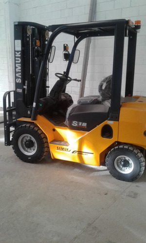 Imagen 6 de 15 de Autoelevador Samuk 1.8 Toneladas Torre Triple 4.80 Mts.