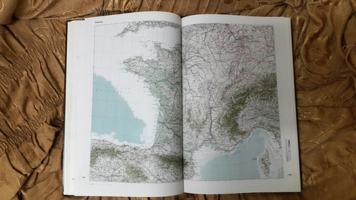Editorial Aguilar - Atlas Geográfico Mundial