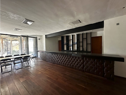 Venta, Propiedad En Avenida Cámara De Comercio, Ideal Para Negocio