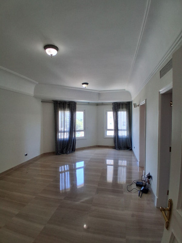 En Los Cacicazgos, Alquilo Hermoso Apartamento En Ave. Anacaona