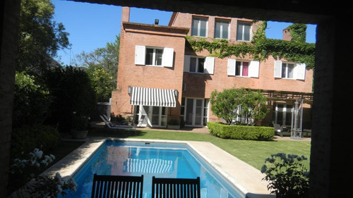 Imagen 10 de 14 de Casa En Alquiler De 4 Dormitorios En Lindísimo En Barrio Cerrado Las Marias. San Isidro.