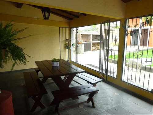 4 Dormitorios Casa Barros Blancos