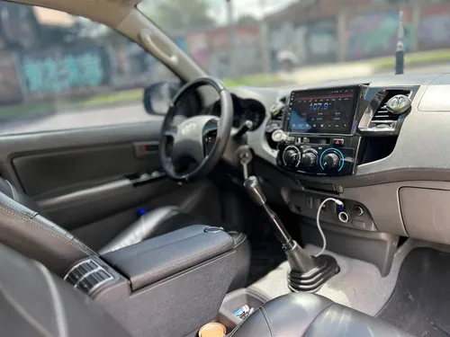 Toyota Hilux 2.5 Imv 4x2 g7