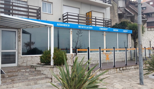 Imagen 2 de 14 de Local En Venta En Varese