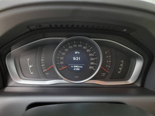Imagem 11 de 15 de Volvo Xc60 2.0 T5 Kinetic Gasolina 4p Automático