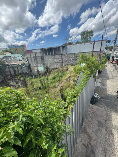 Vendo Solar De 804 Metros En La Avenida Los Próceres Próximo A Intel Con 24 Mts De Frente