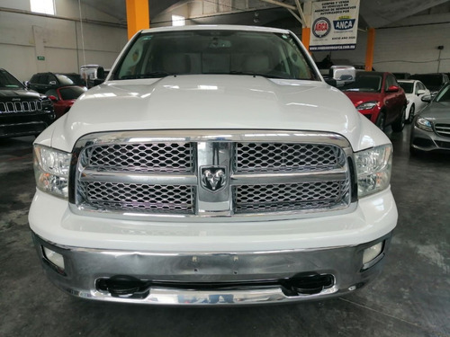Imagen 2 de 14 de Dodge Ram Laramie 4x4 2012
