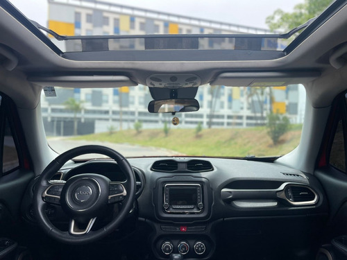 Jeep Renegade 1.8 Flex Aut. 5p