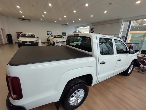 Imagen 5 de 18 de Wolskwagen Amarok Trendline 4x4 2022 Fisica