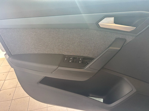Seat Arona 1.6 Xperience Tiptronic