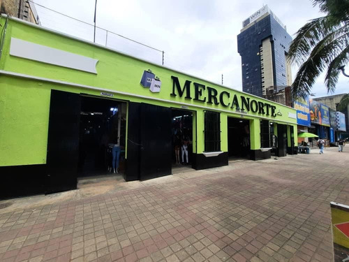 Sky Group Vende Local En Av. Bolívar Norte  Centro Comercial Mercanorte. Luz Coelho.