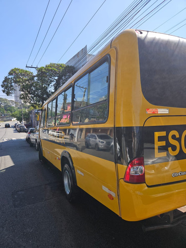 Micro Ônibus Ano 2010/11 Com 145.000km Com 29 Lugares Ônibus