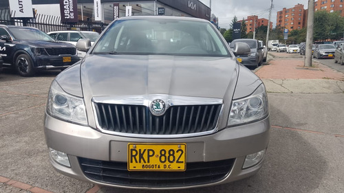 Skoda Octavia 1.8 Turbo Mecanico Con Techo Y Cuero