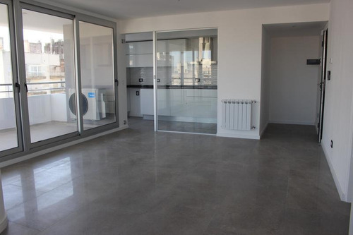 Imagen 6 de 30 de Av. Pellegrini 697 12 02 Nautilo