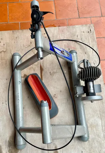 Rodillo Entrenador Ciclismo Elite Travel Hydroforce (Usado)