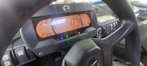 Can Am Commander Xt 1000