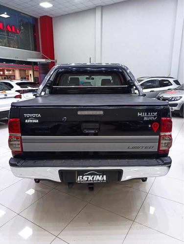 Imagen 4 de 15 de Toyota Hilux 2015 3.0 Cd Srv Limited 171cv 4x4 5at